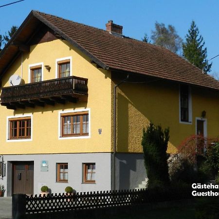 Gaestehaus Am Weinberg - Schlager Prinzersdorf Bagian luar foto
